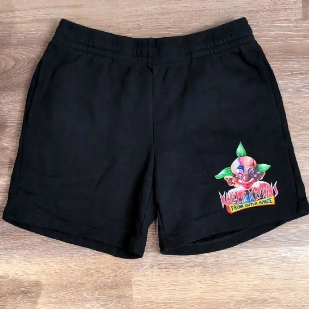 Chalk Line Killer Klowns From Outer Space Black Knit Graphic Shorts Sz L